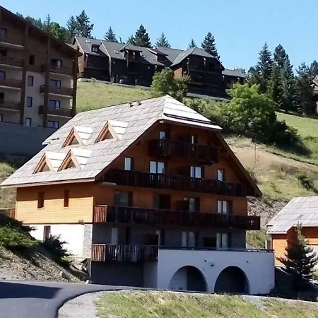 House Les Chalets De Praroustan 16 *