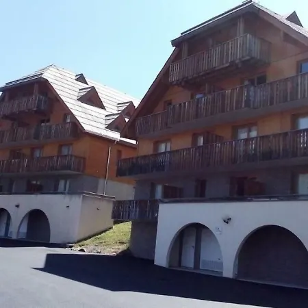 House Les Chalets De Praroustan 16